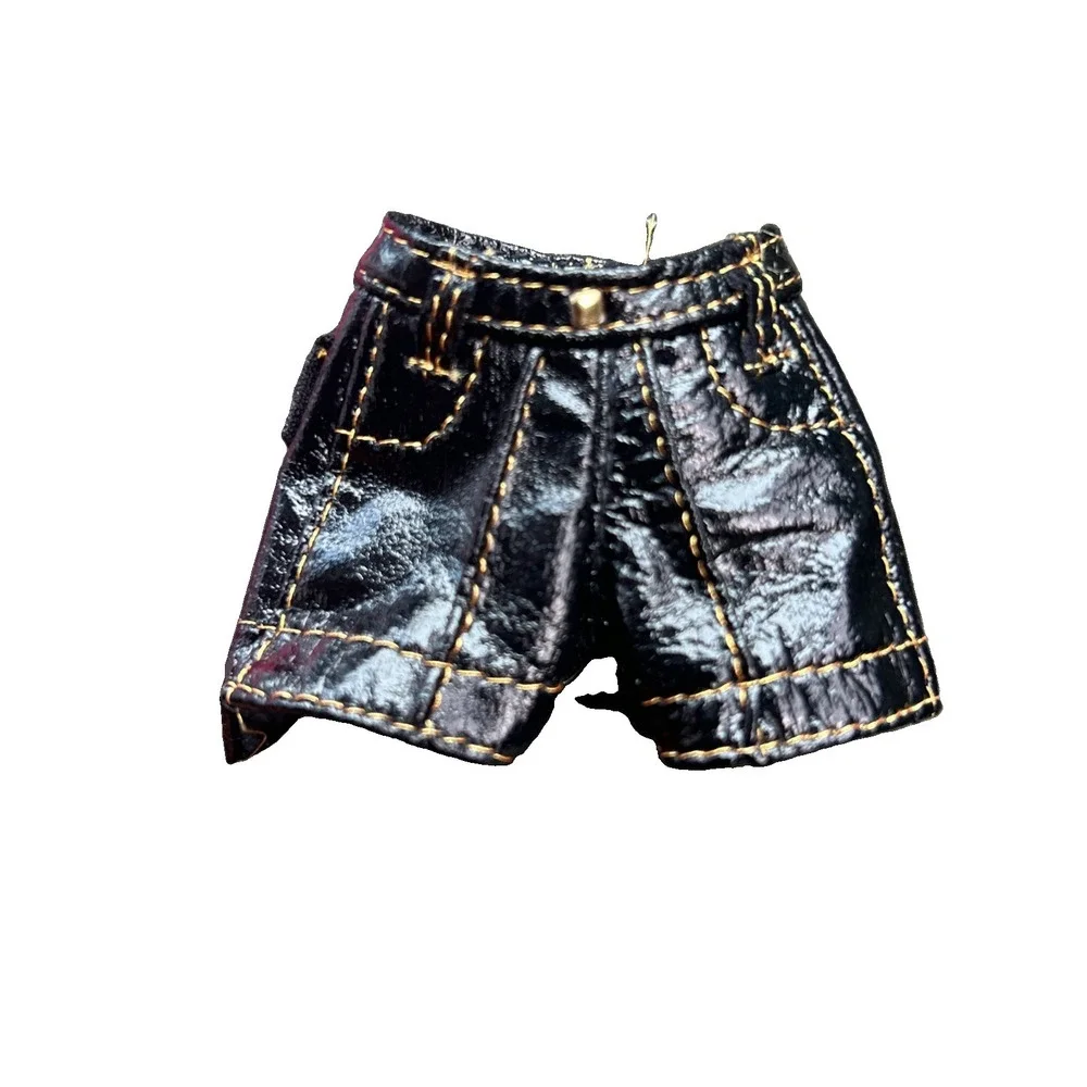 Lol Surprise OMG Fierce Royal Bee Replacement Shorts 1pc Preowned SEE photos
